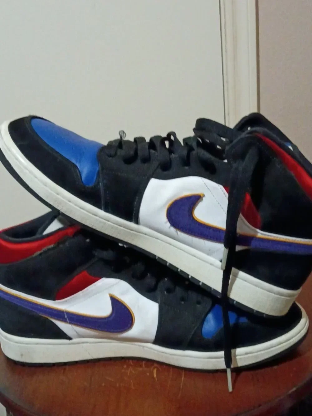 852542-005 Nike Air Jordan 1 Mid Lakers Top 3 Purple White Red Blue Men's Sz 10
